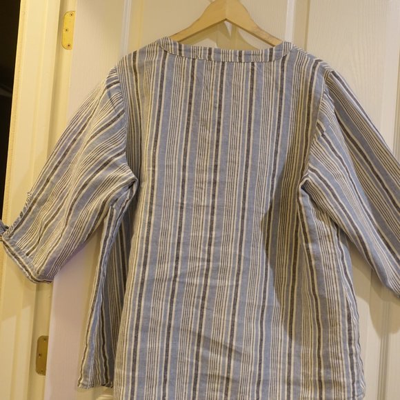 ELLEN TRACY  STRIPED  TOP - Picture 5 of 5